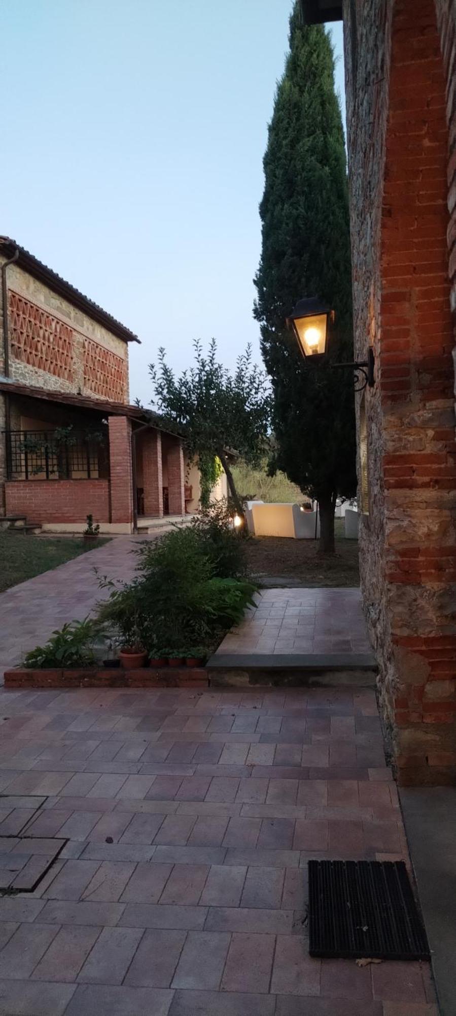 I Salici Agriturismo Badia Agnano Eksteriør bilde